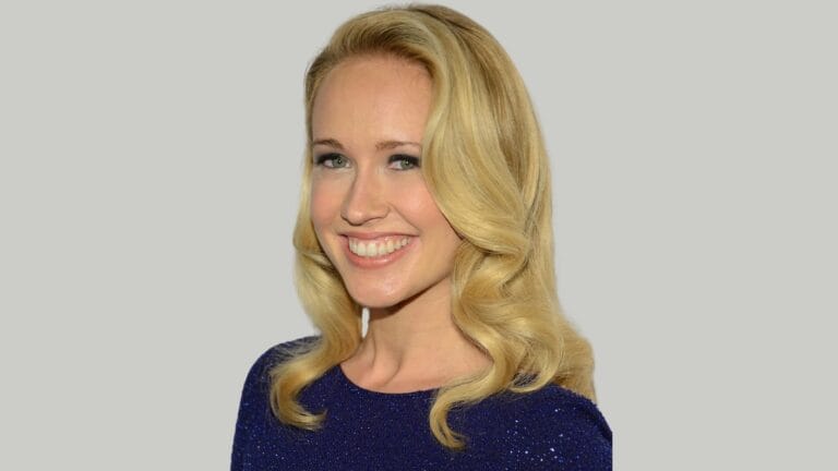 Anna Camp: A chameleon-like Actor who has some serious Onscreen Roles in Cinema & Television.